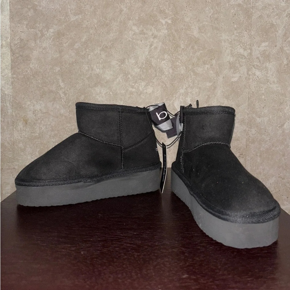 BEBE Black Suede Platform Winter Boots Ankle Booties Shoes Girl's Youth Size 12
